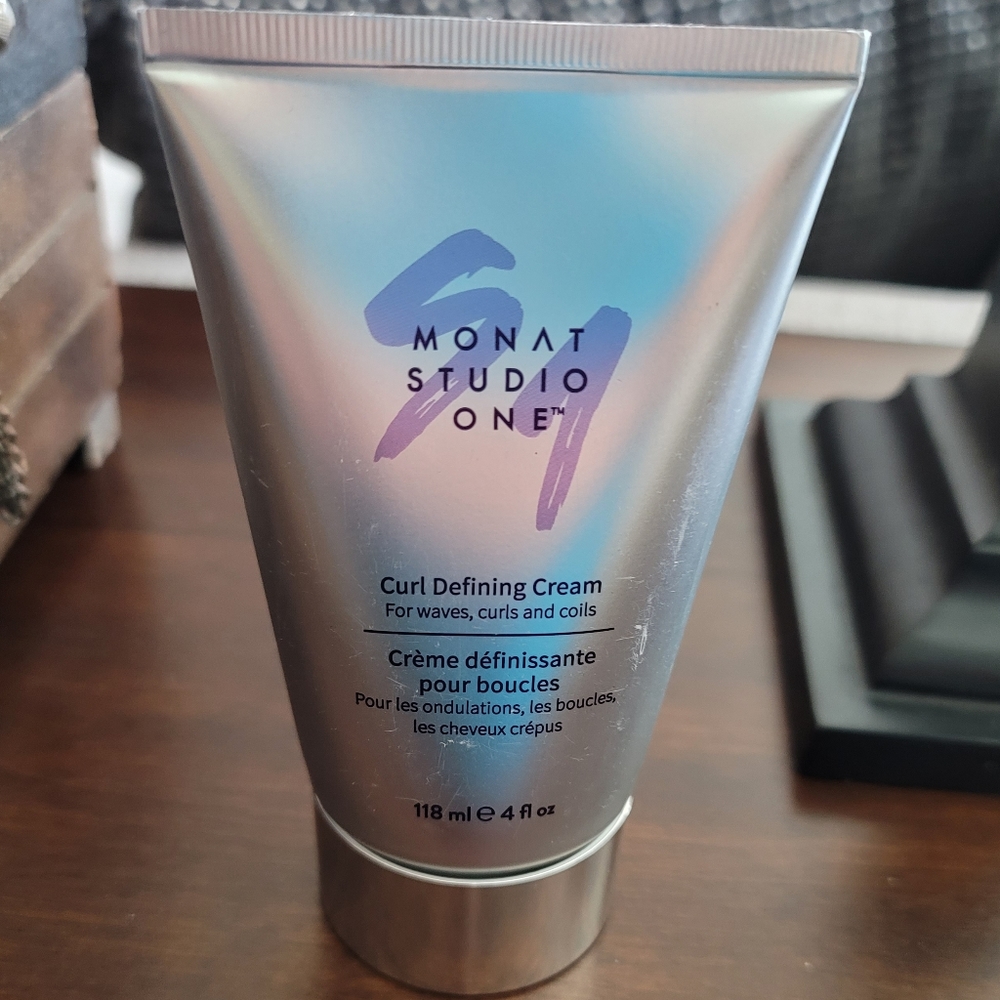 New Monat Curl cream